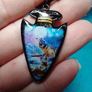 Black keychain wolf pack howling at the moon blue pink jewelry